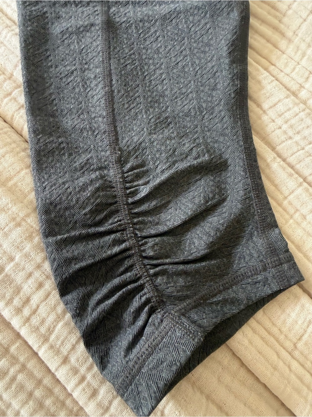 Prana Grey Jacquard Crop Ruched Leggings - Size M - Picture 6 of 7